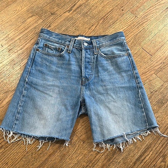 Levi's Pants - Levi’s wedge straight jean shorts